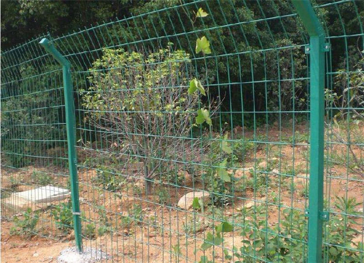 雙邊絲護欄網施工時 應該注意的問題？